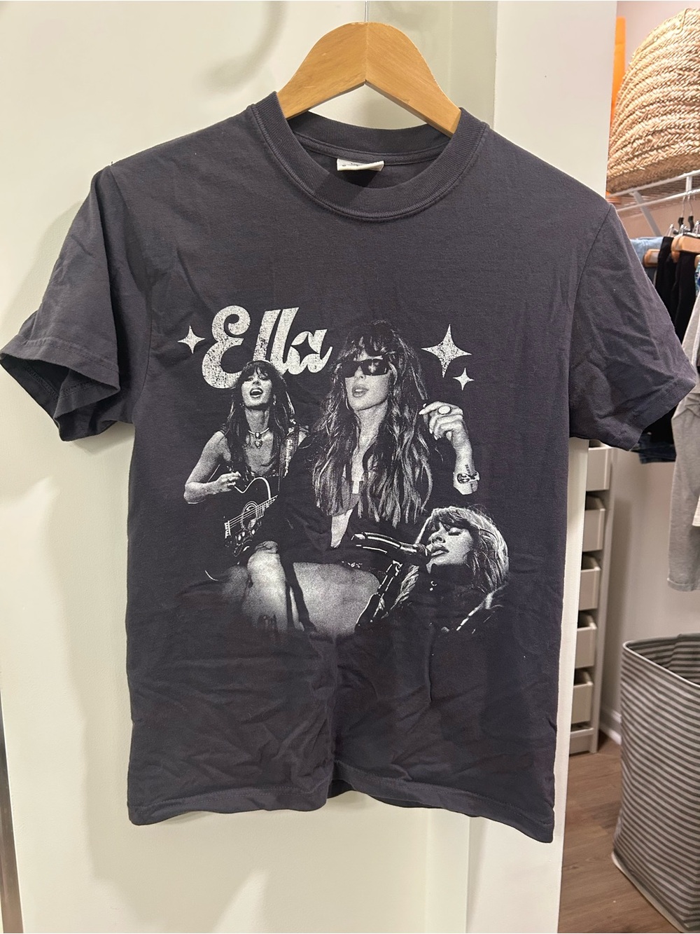 Ella Langley Still Hungover Graphic Band Tour Tee in Charcoal